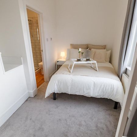 Sapphire Home Stay Liverpool Esterno foto